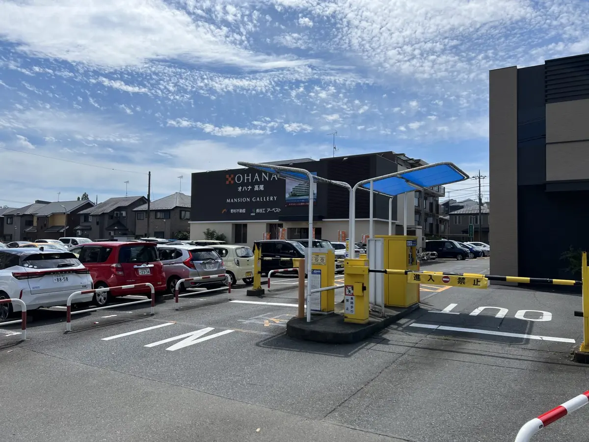 タイムズ高尾駅前第２