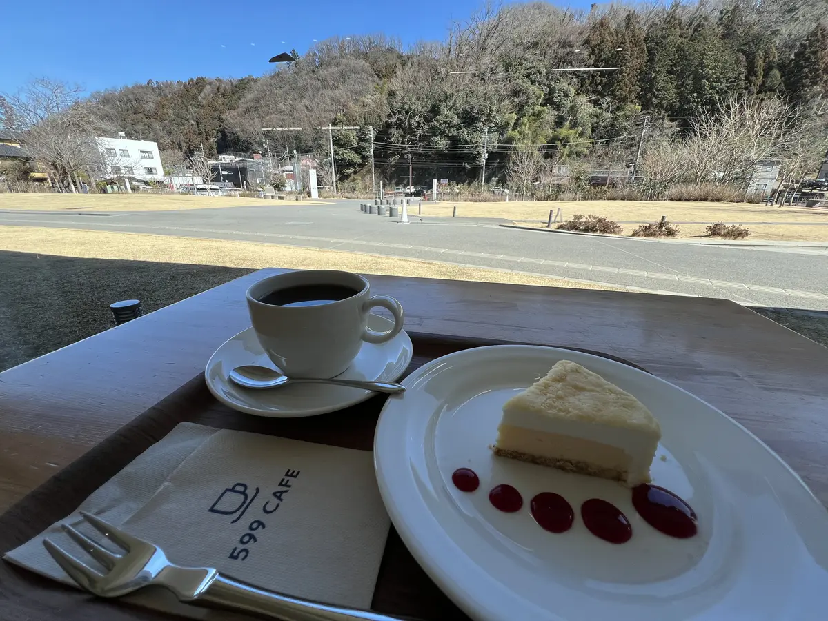 高尾珈琲とフロマージュケーキのセット